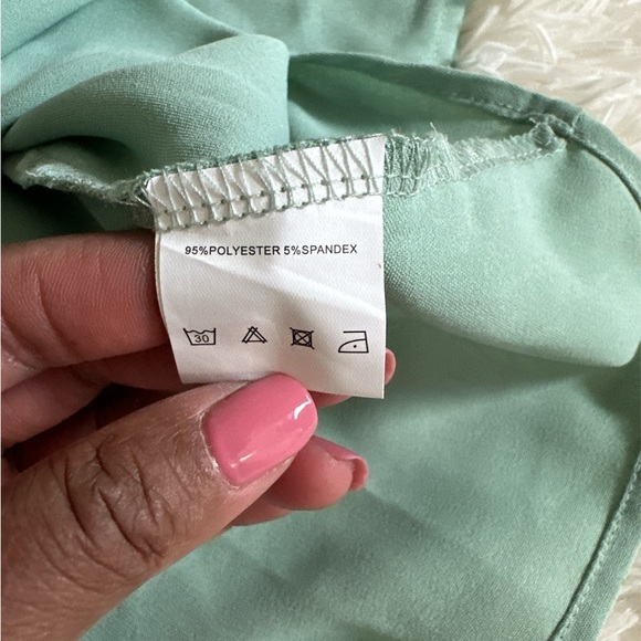 Bluetime off the shoulder mint green top size small - Picture 6 of 7